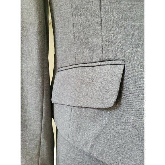 BCBGMAXAZRIA Women Solid Gray Wool Two Buttons Blazer & Pant 2 Piece Suit Size M - Picture 4 of 15